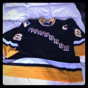 Pittsburgh Penguins Mario Lemieux jersey throwback